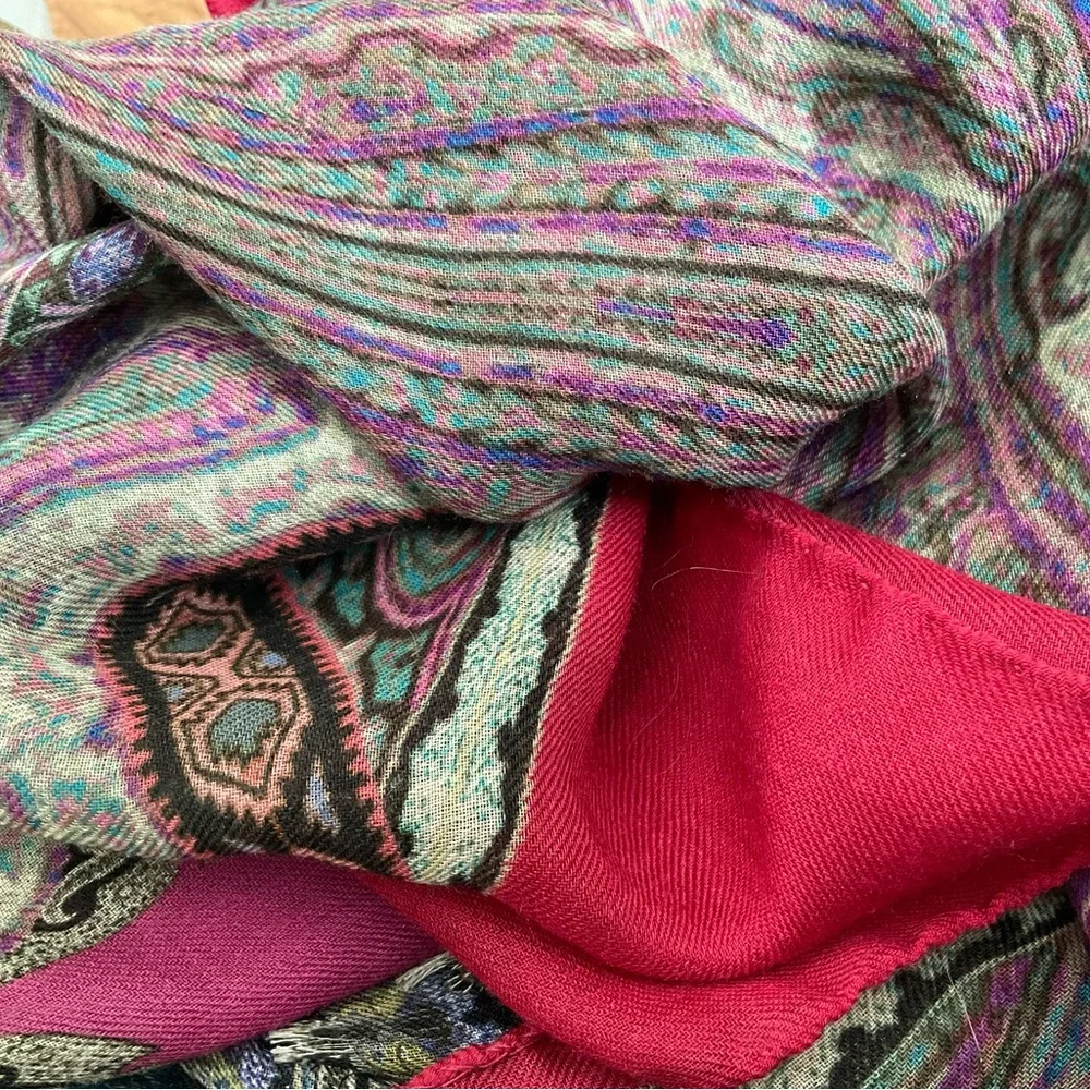 Gorgeous Etro cashmere-silk blend Paisley Scarf 66” x 26”